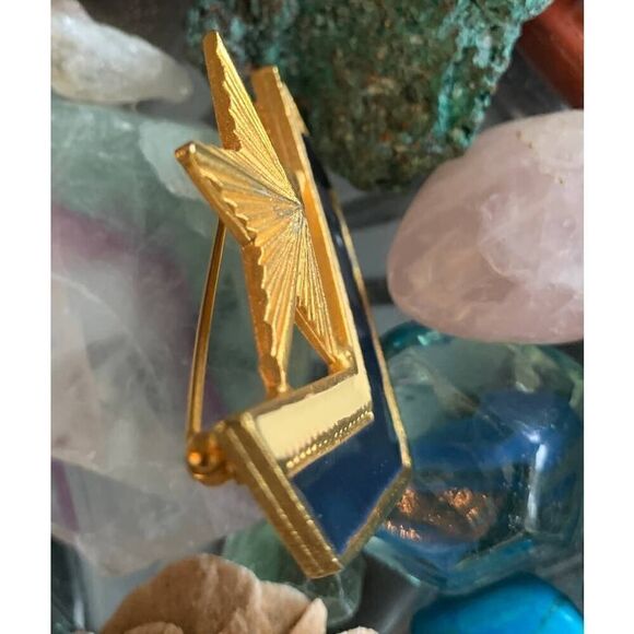 Inspiring Original by Robert Brushed Gold Star pin, Stamped - Picture 5 of 5